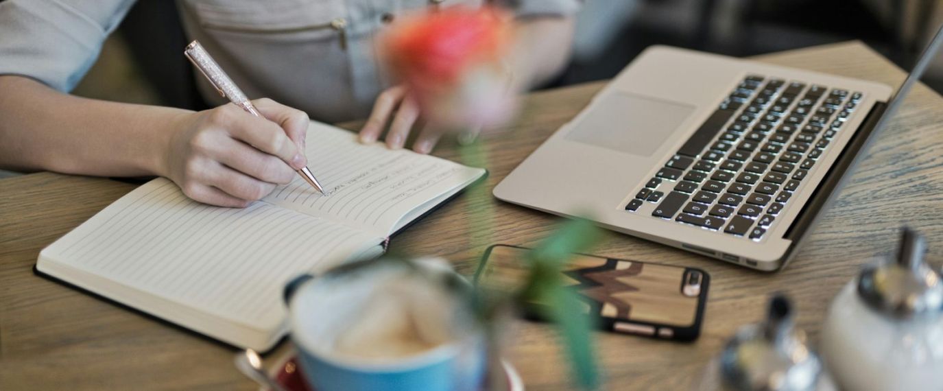 Do not Just Write: Craft the Narrative of Your Niche